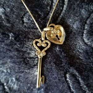 🦋 Key to my heart necklace